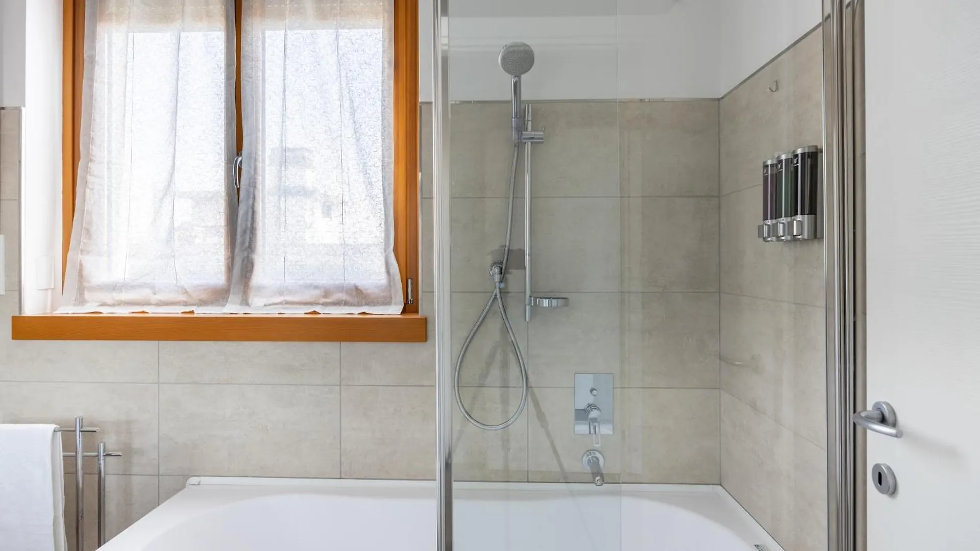 Apartamento Bocconi'S Nest - Close To Duomo With Terrace Milán