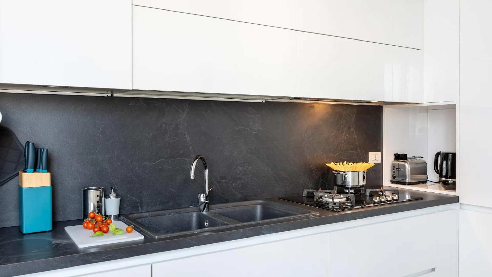 Apartamento Bocconi'S Nest - Close To Duomo With Terrace Milán