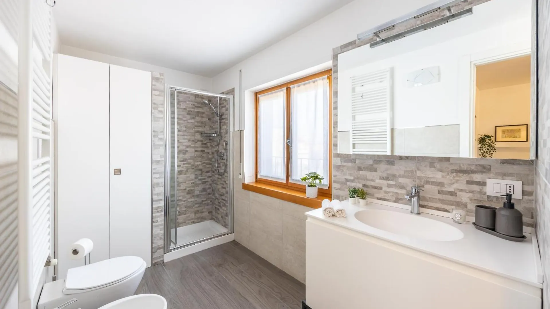 Bocconi'S Nest - Close To Duomo With Terrace Milán
